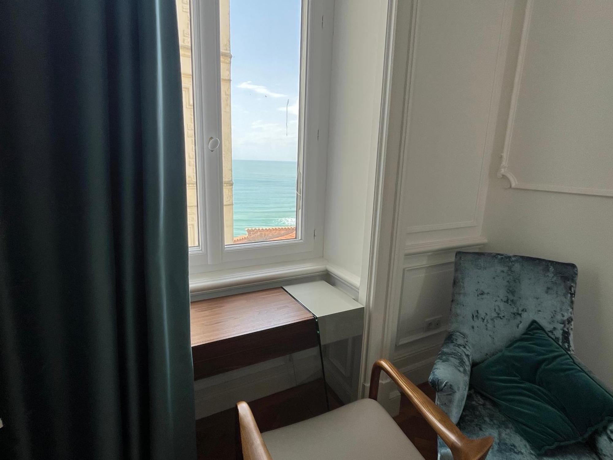 Residence Helianthe Biarritz Bagian luar foto