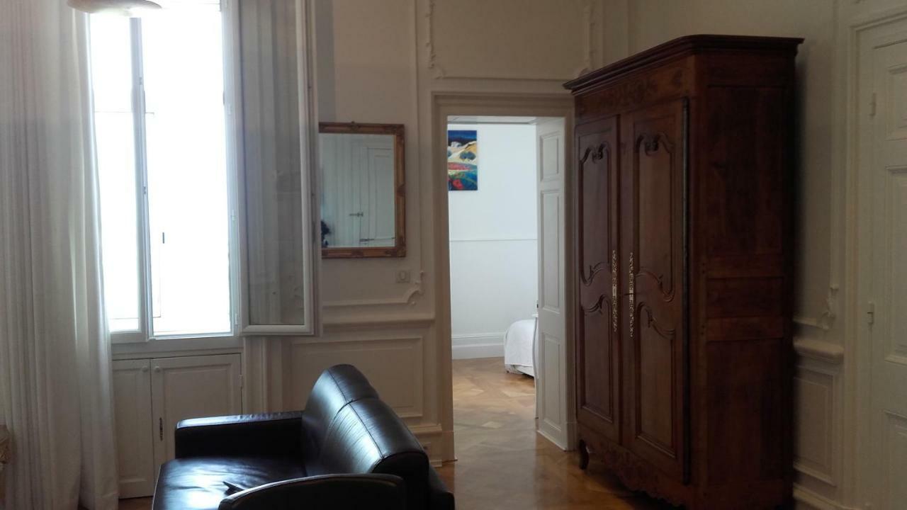 Residence Helianthe Biarritz Bagian luar foto